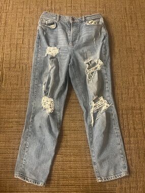 BDG Light Blue Ripped Boyfriend Jeans